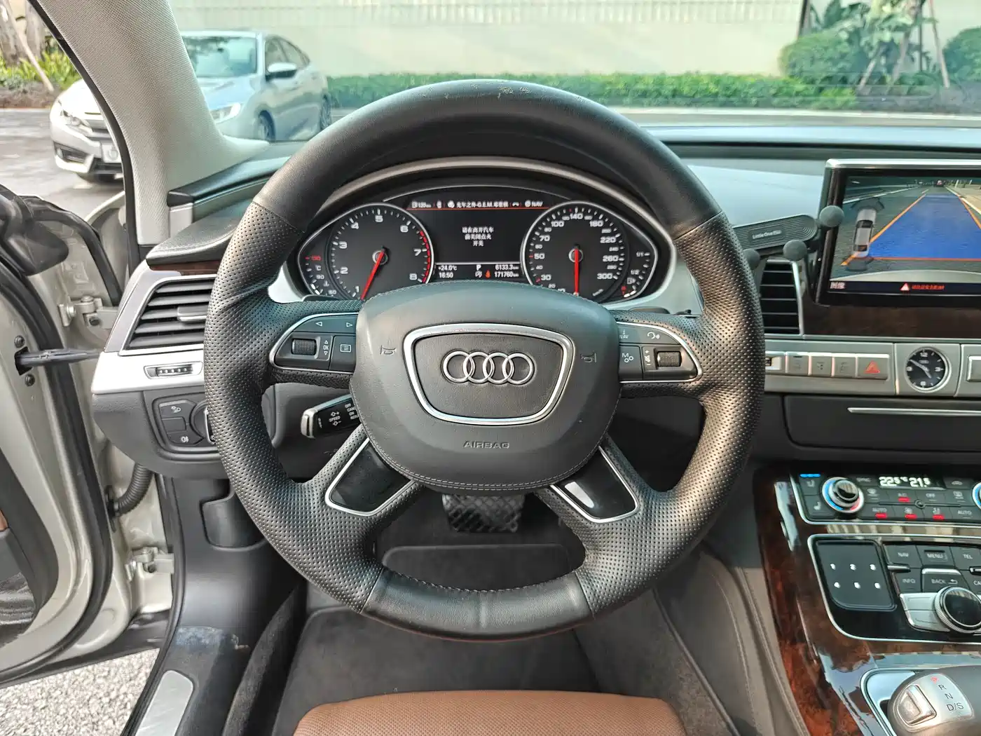 Audi A8 2014 A8L 45 TFSI quattro Luxury фото 8