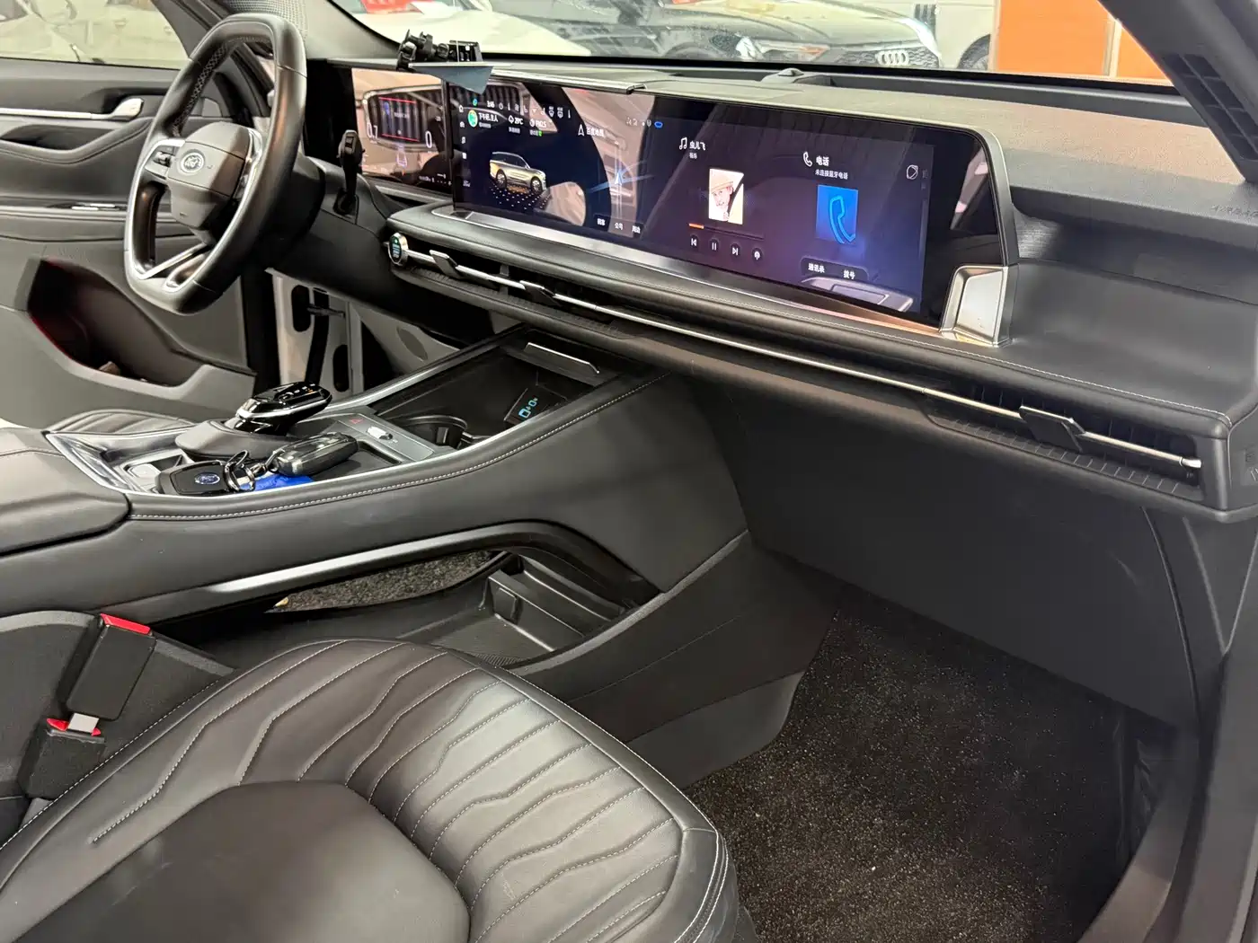 Ford Edge 2025 2025 Edge L 2.0T EcoBoost FWD 7-seater Fashion