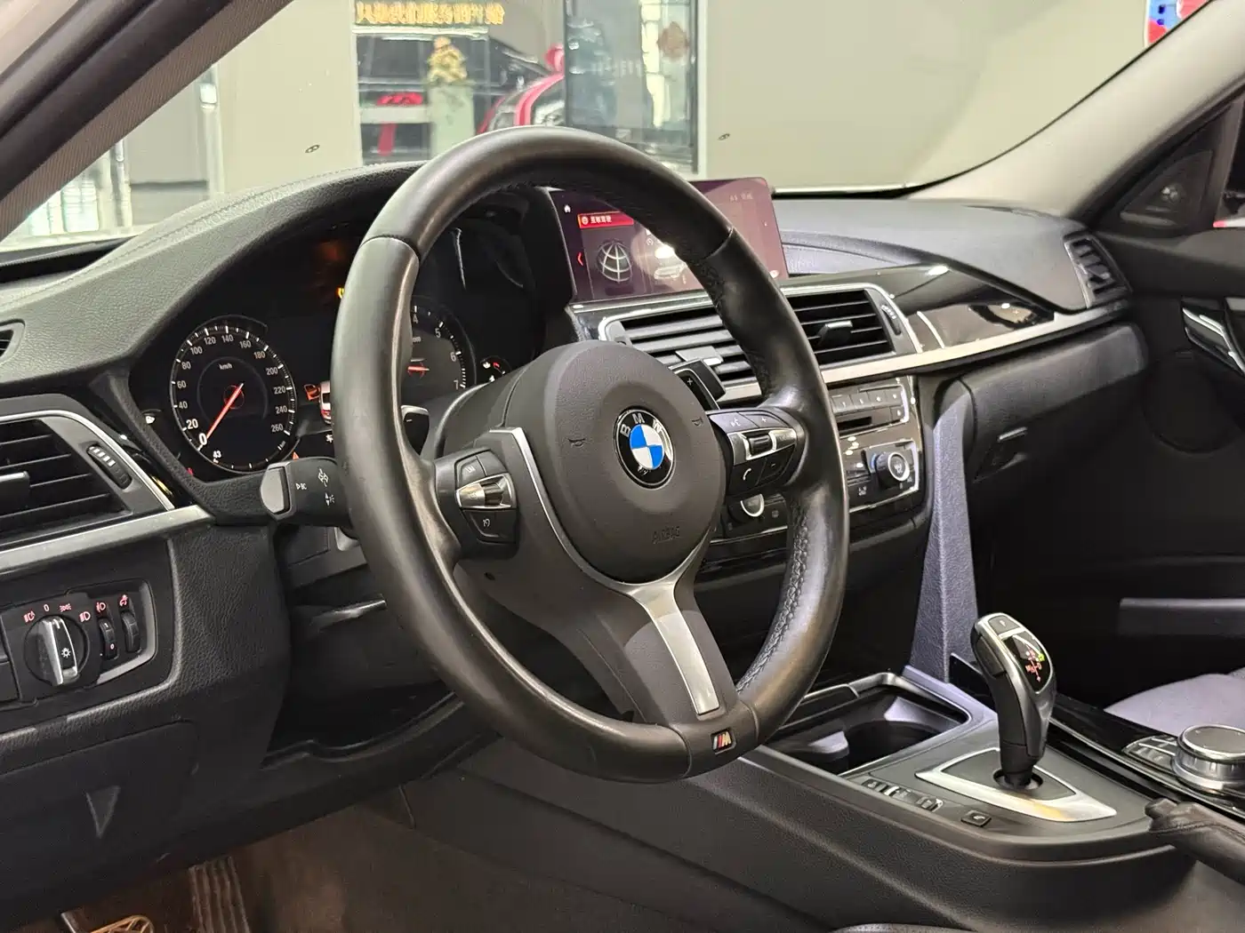 BMW 3 Series 2019 320Li M Luxury Package фото 5