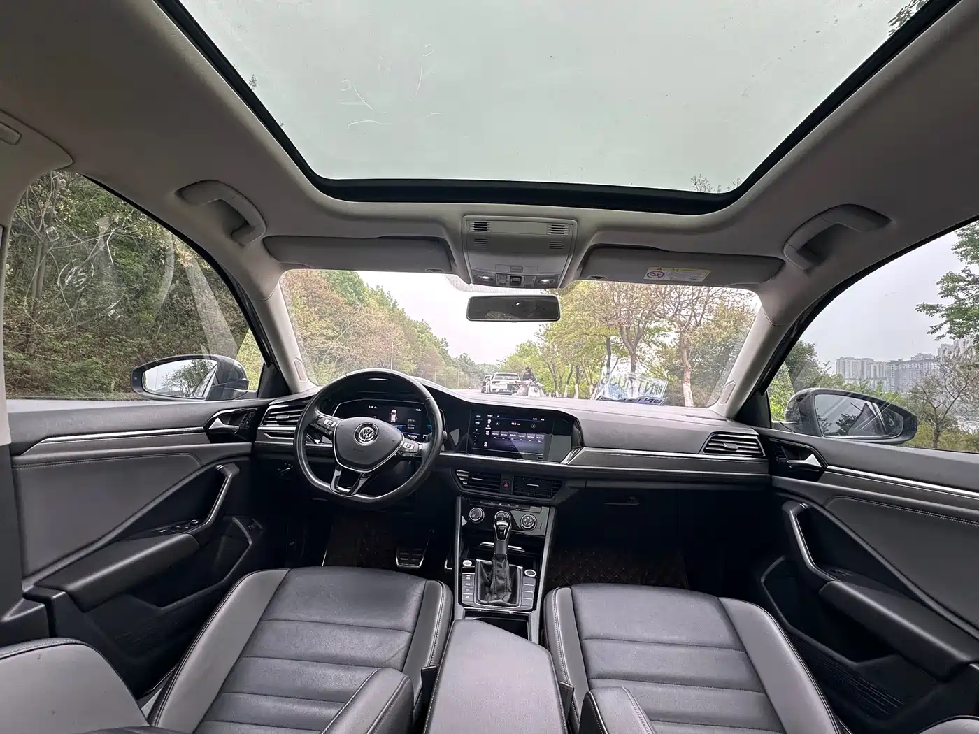 Volkswagen Sagitar 2021 280TSI DSG Surpassing Edition фото 5