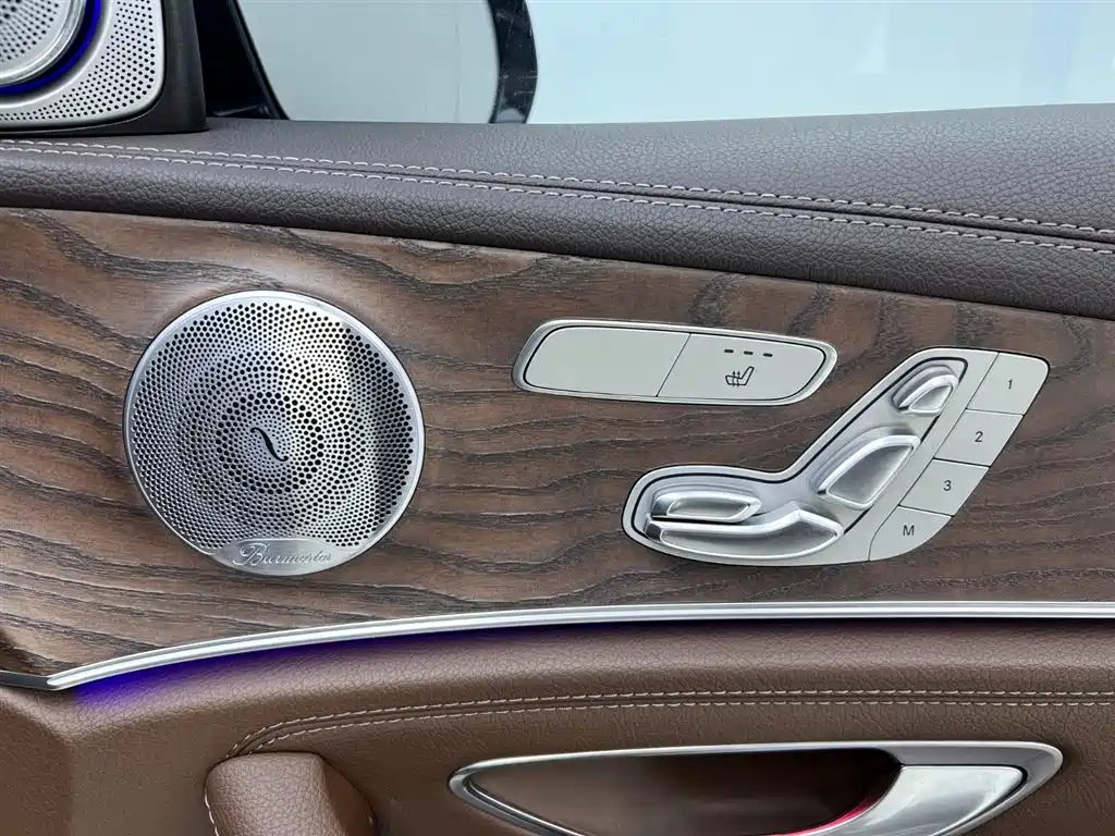 Mercedes-Benz E-Class 2020 E 300 L Luxury Model фото 20