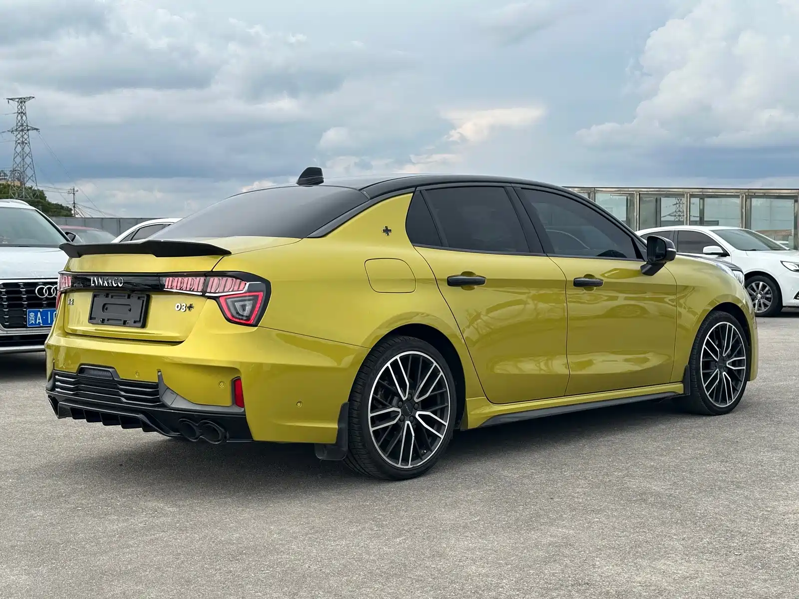 Фото 6 - Lynk & Co 03
