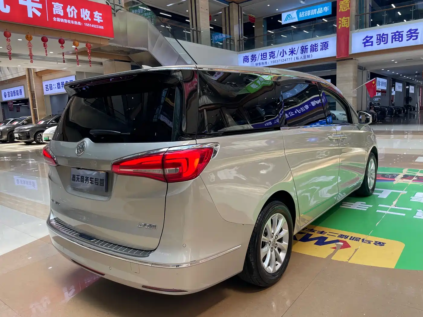 Buick GL8 2018 ES 28T Comfort Type China VI фото 7