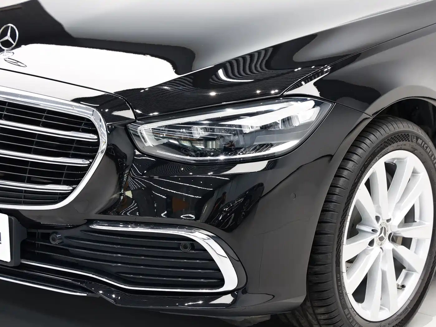 Mercedes-Benz S-Class 2023 Model S 400 L Business Edition фото 3