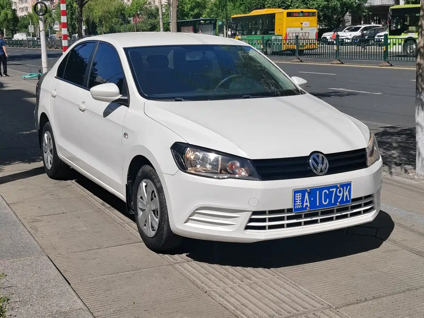 Volkswagen Jetta 2015 Quality Edition 1.4L Manual Fashion