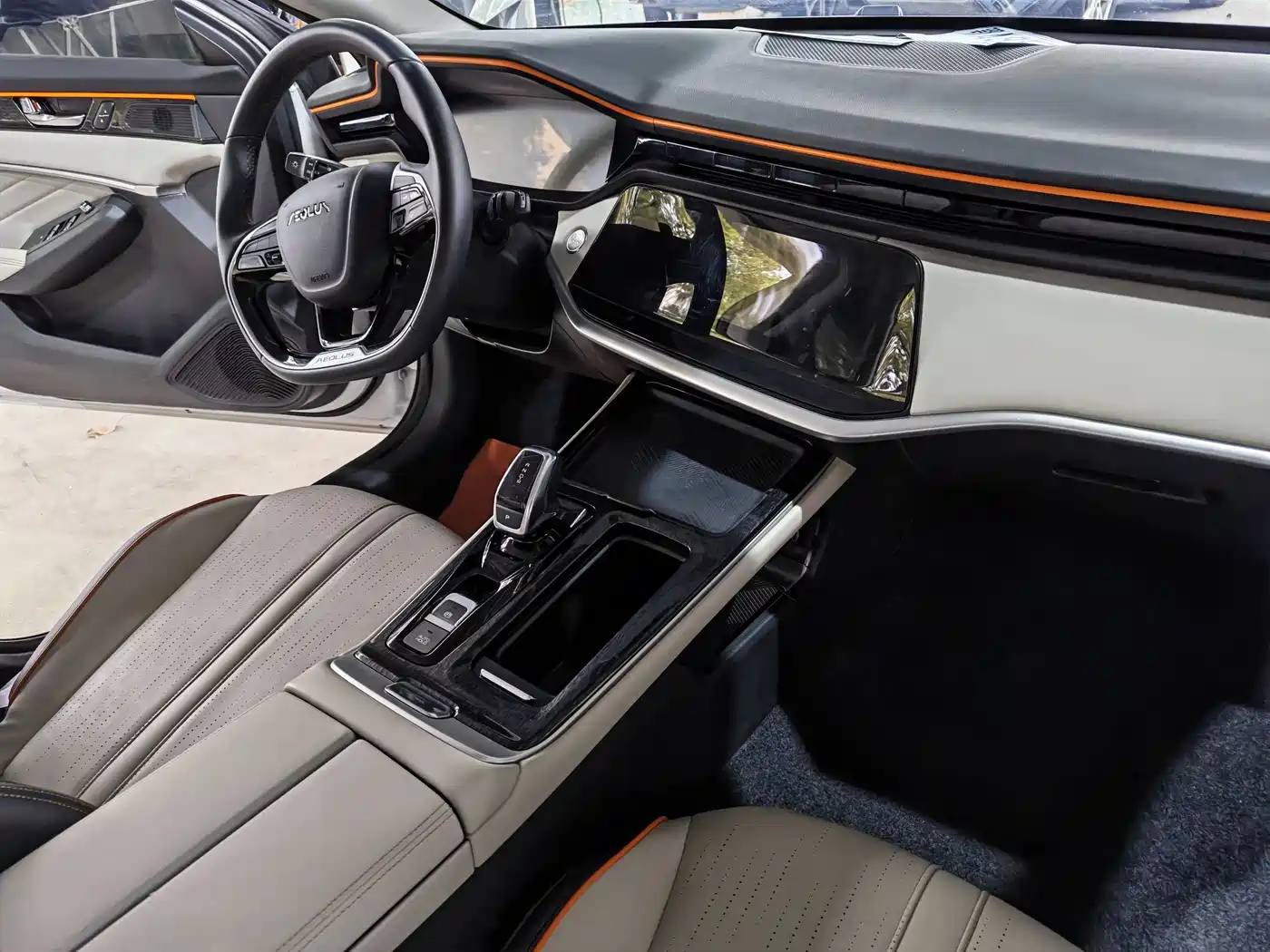 DONGFENG YI HYUN MAX