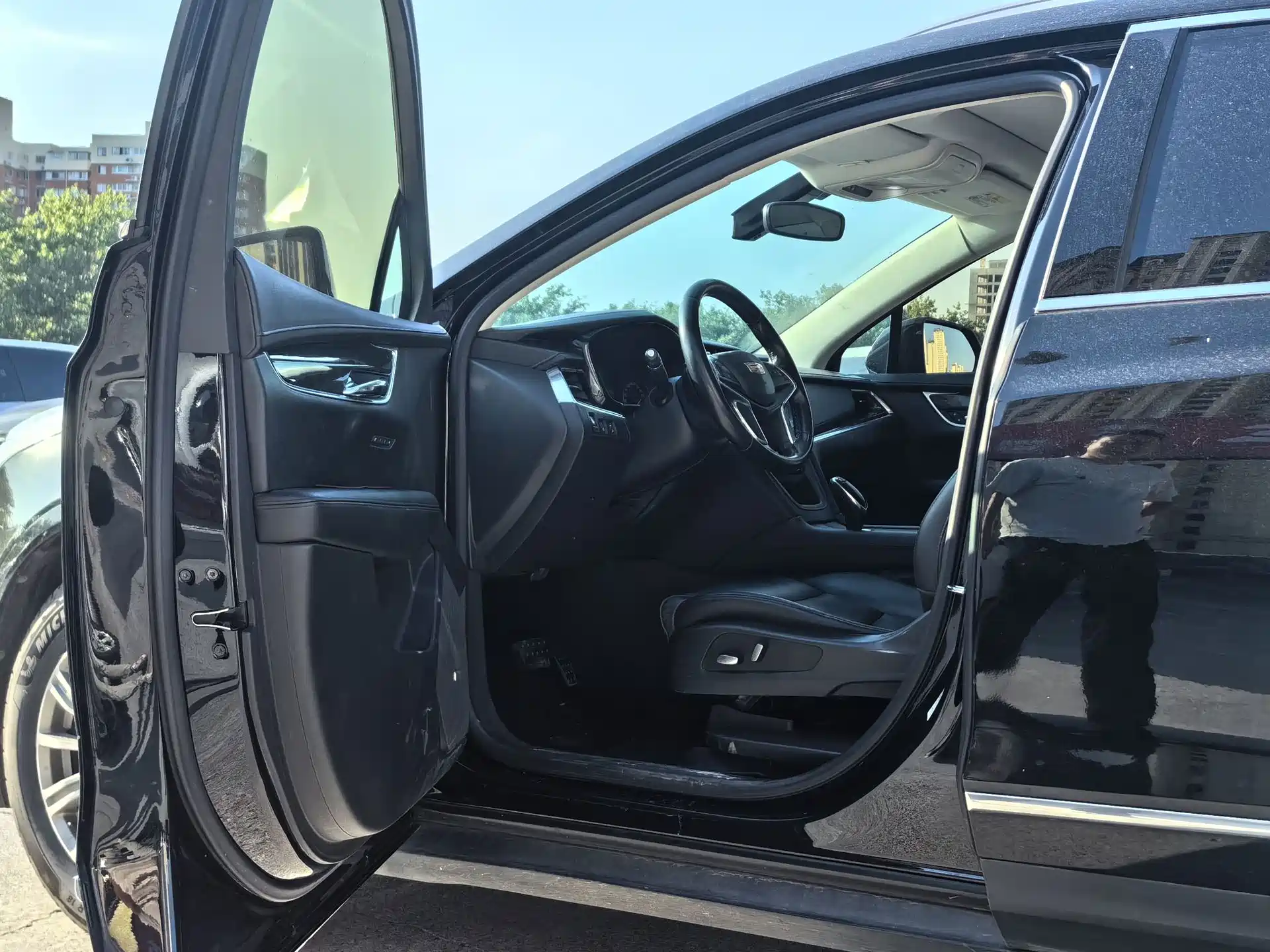 Фото 3 - Cadillac XT5