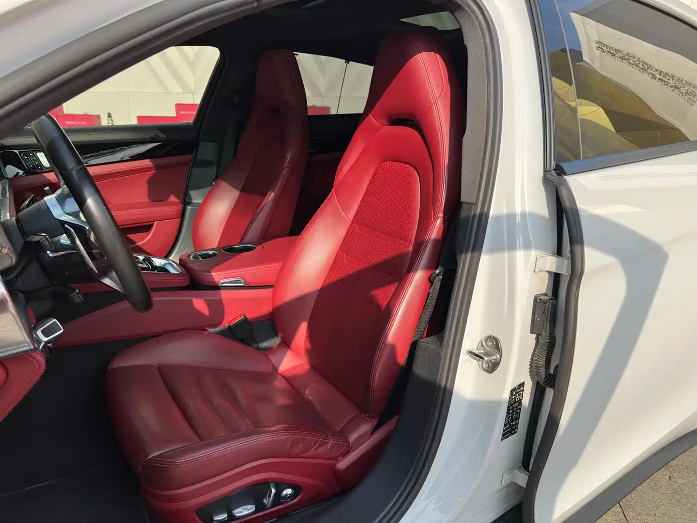Porsche Panamera 2017 Panamera 4 Executive Long Wheelbase 3.0T фото 11