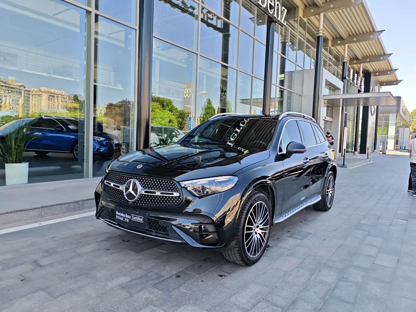 Mercedes-Benz GLC 2024 GLC 300 L 4MATIC Luxury 5-seater