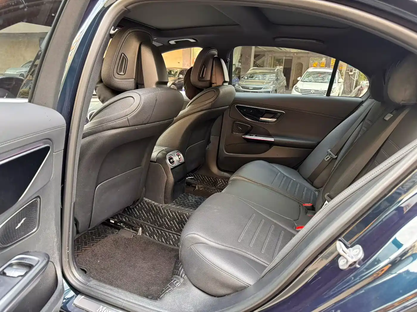 Mercedes-Benz C-Class 2024 Second Facelift C 260 L Sport фото 9