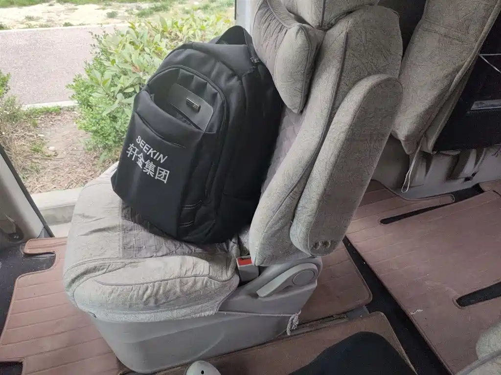 SAIC Maxus Maxus G10 2015 2.0T Manual Commemorative Edition фото 14