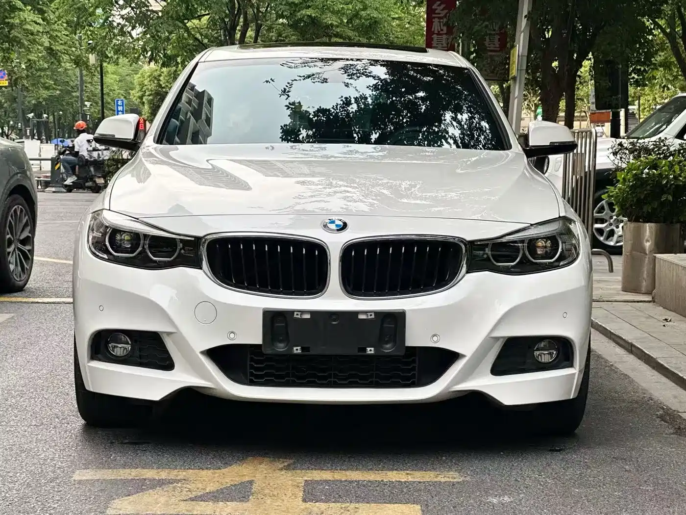 BMW 3 Series GT 2020 320i M Sport Package фото 2