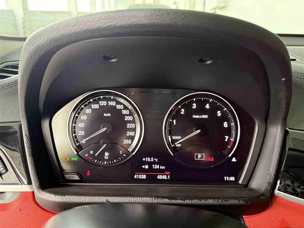 BMW X2 2023 sDrive25i M Sport Shadow Edition фото 13