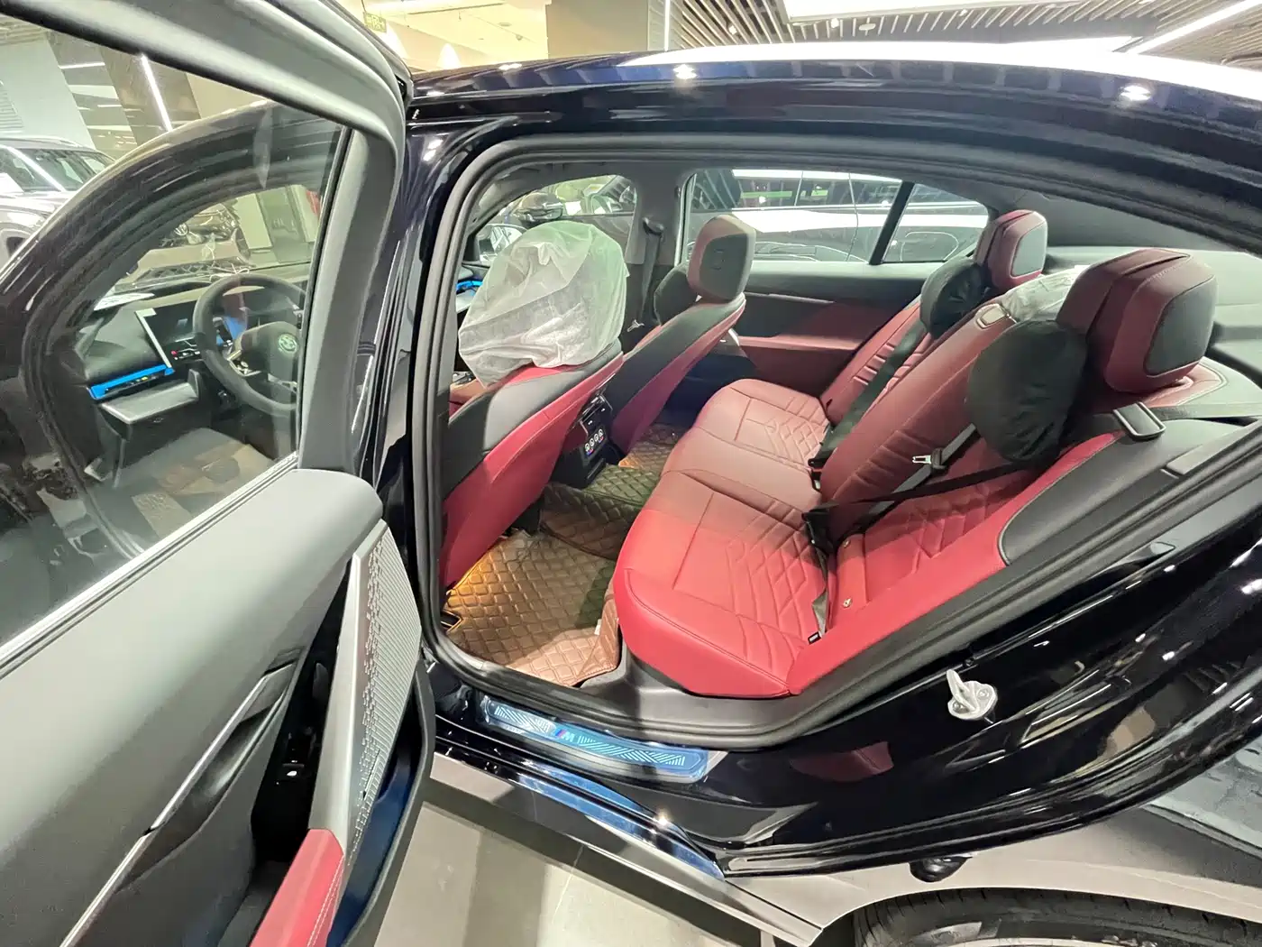 BMW 5 Series 2026 2026 530Li Leading Luxury Package