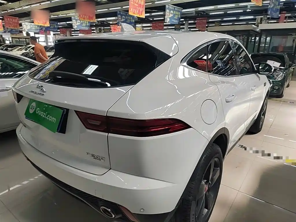 JAGUAR E-PACE