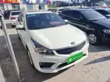 Photo 4 - Kia K2