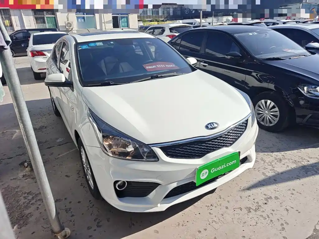 Photo 4 - Kia K2