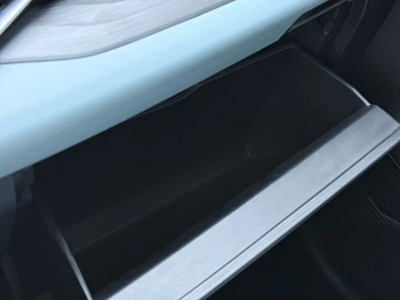 Geely Emgrand S 2022 2022 1.4T CVT Crossover Player