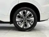 Фото 9 - Buick E5