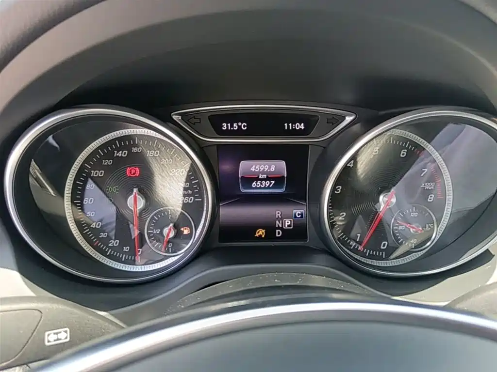 Mercedes-Benz CLA (Import) 2018 CLA 220 4MATIC фото 12