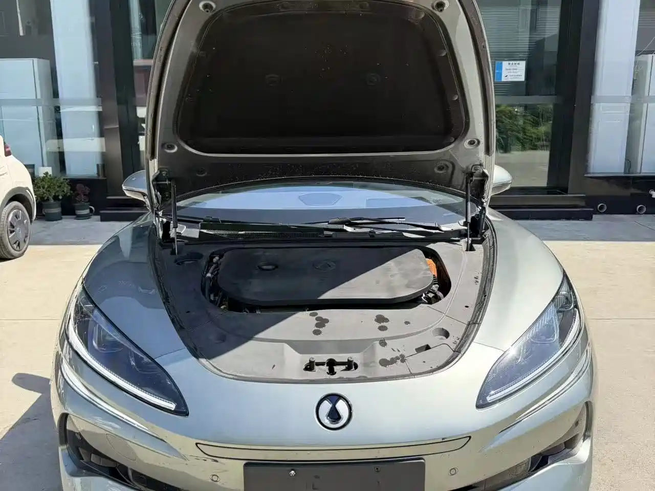 Denza Z9GT 2024 Model 1100 AWD Max Edition фото 3