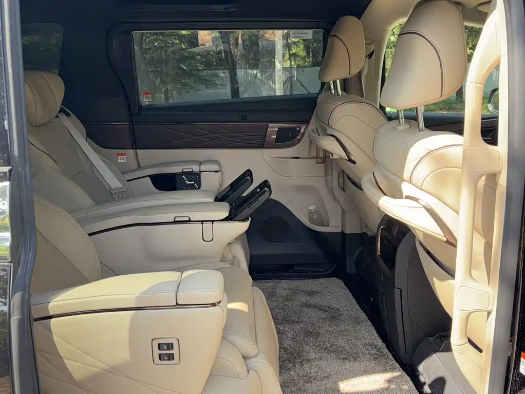 Toyota Alphard 2026 2024 Hybrid 2.5L Ultimate Enjoyment Edition