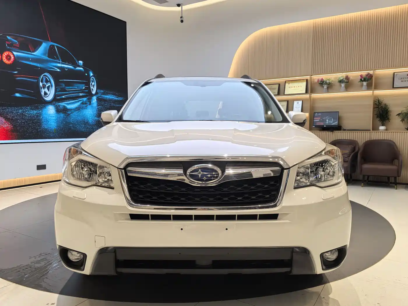 Subaru Forester 2013 2.5i Automatic Elite Navigation Edition фото 2