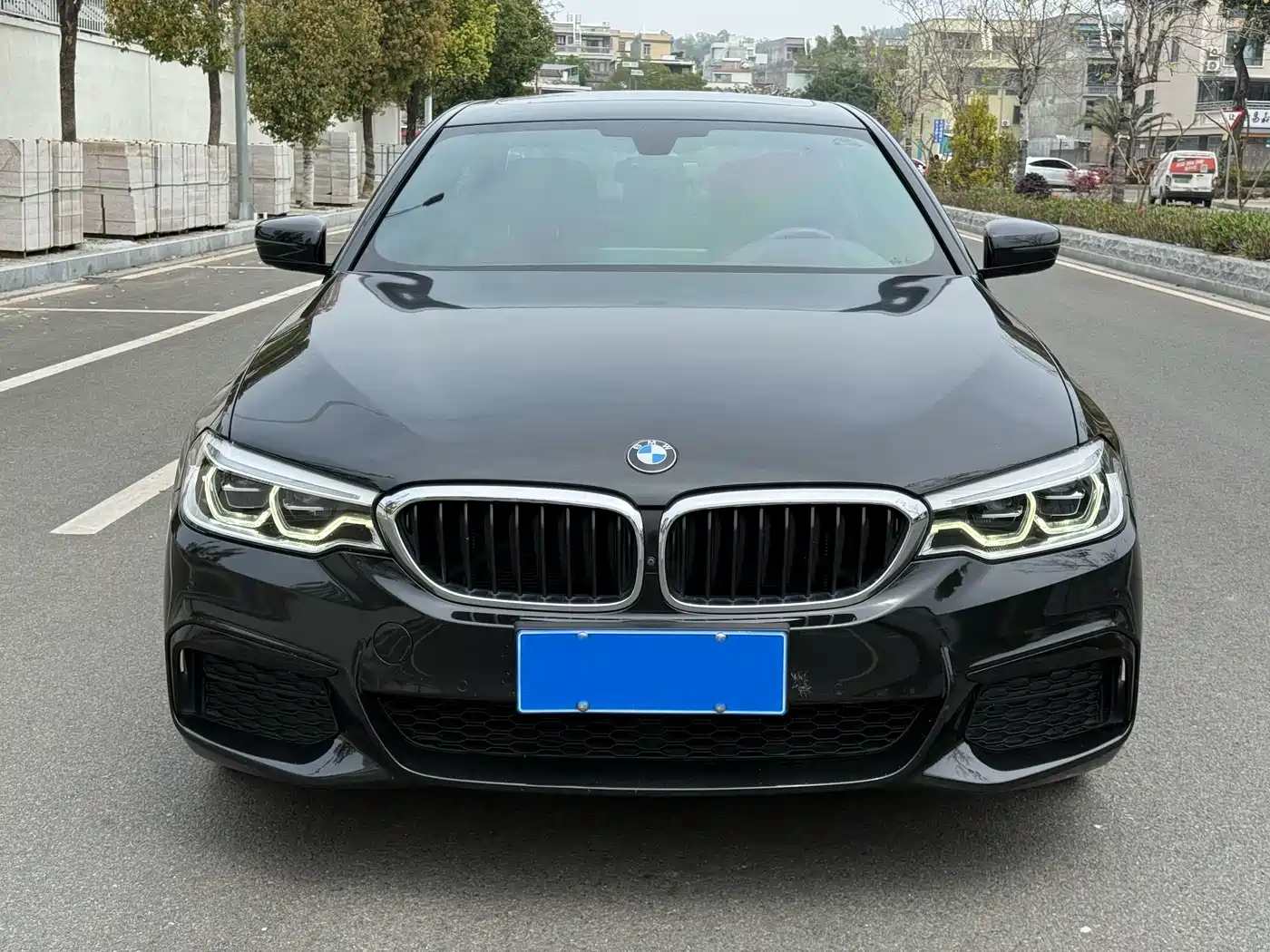 BMW 5 Series 2020 530Li Exclusive M Sport Package фото 2