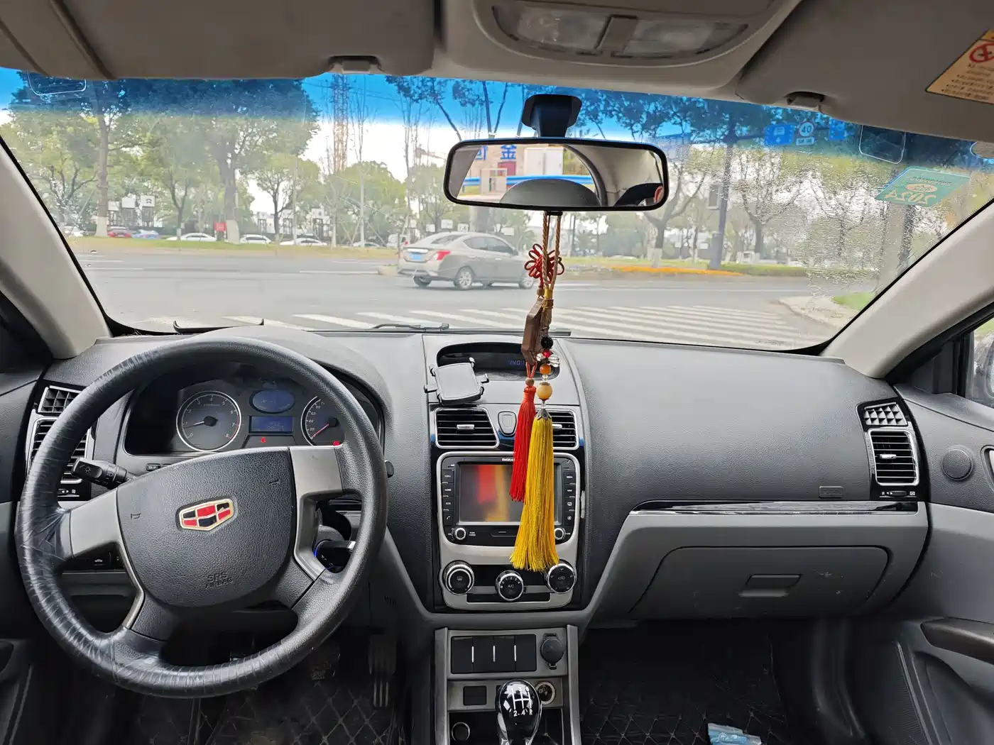 Geely Classic Emgrand 2013 2013 Sedan 1.5L Manual Progressive