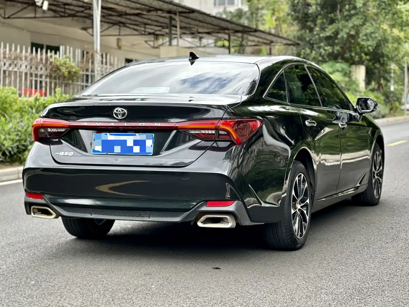 Toyota Avalon 2022 2.0L Luxury Edition фото 10
