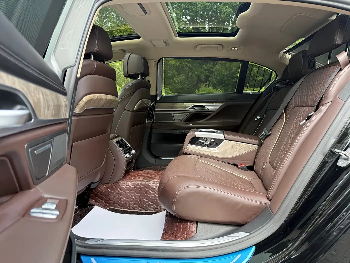 BMW 7 Series 2021 2021 Model 740Li Leading Luxury Package