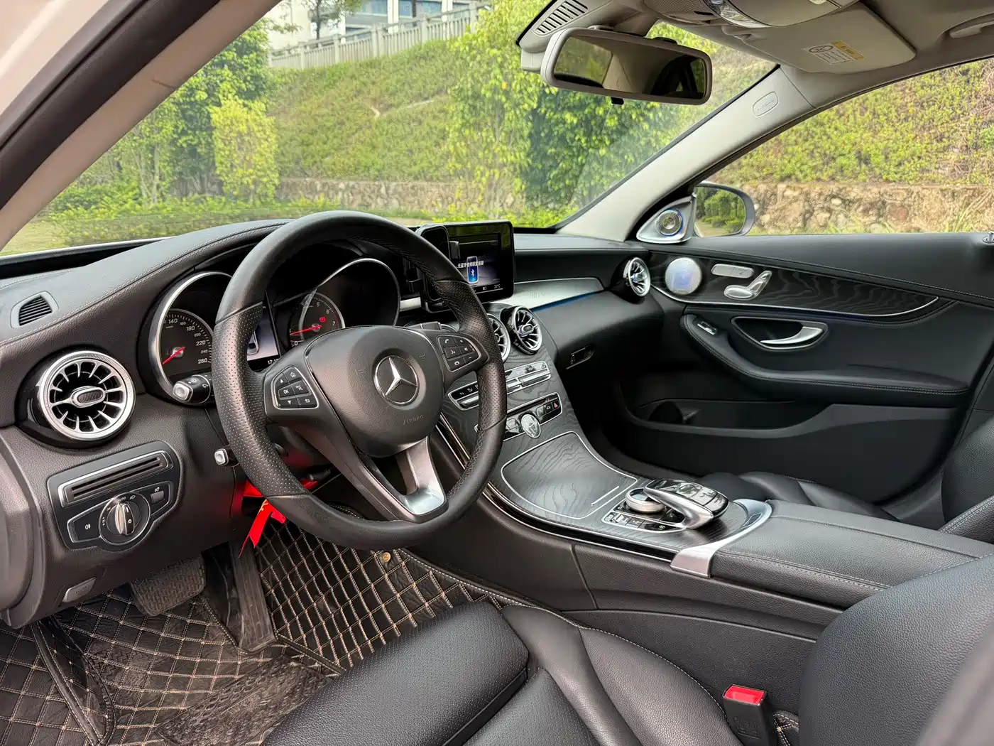 Mercedes-Benz C-Class 2018 C 200 L Sport Edition фото 3