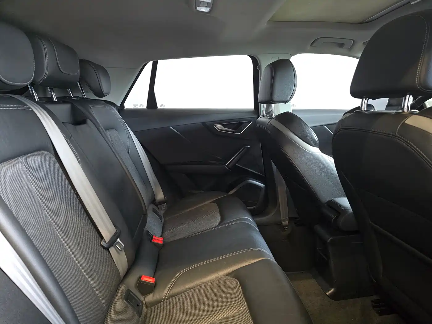 Audi Q2L e-tron 2019 Q2L e-tron Pure Electric Smart Cool Edition фото 7