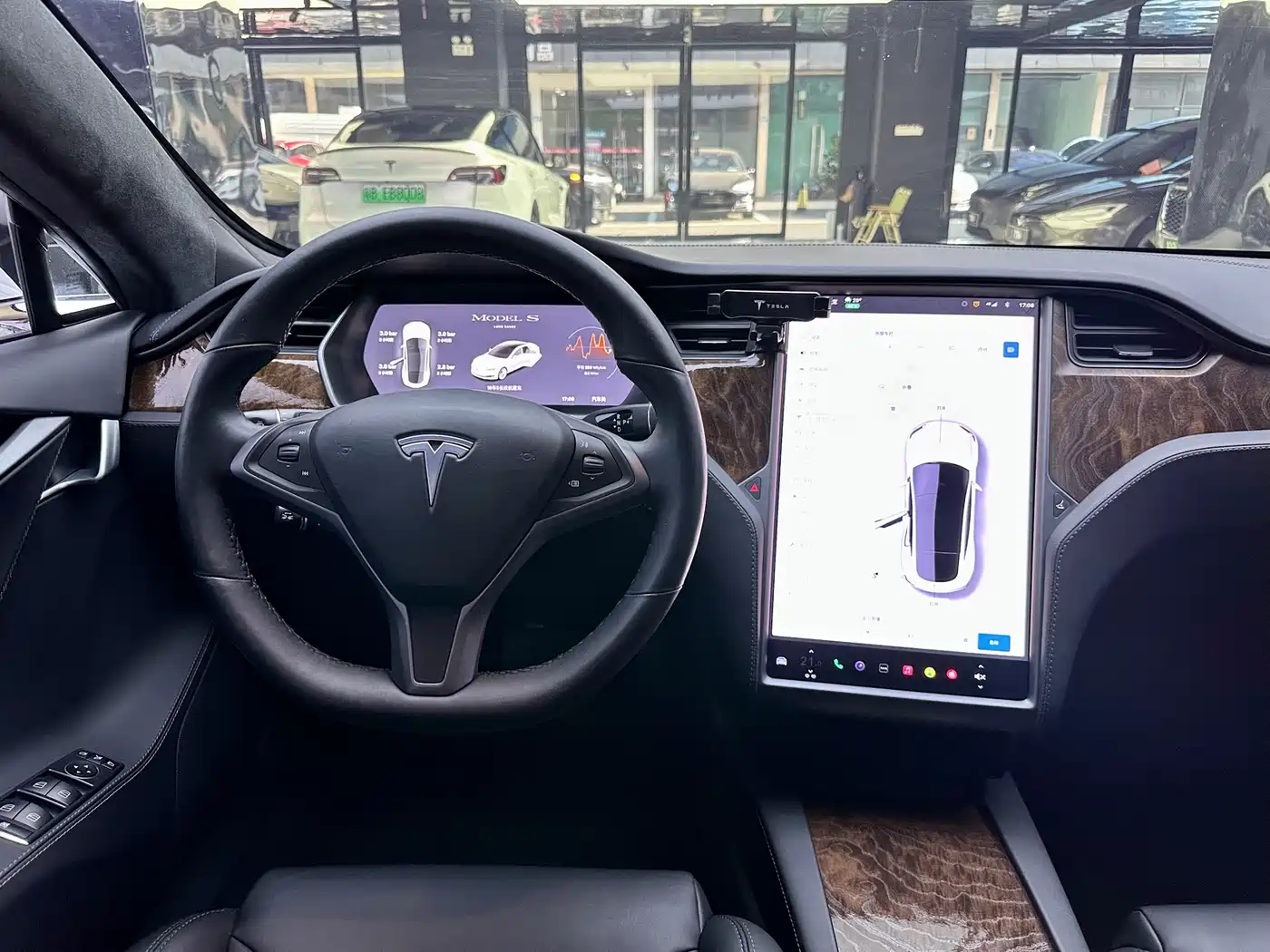 TESLA MODEL S