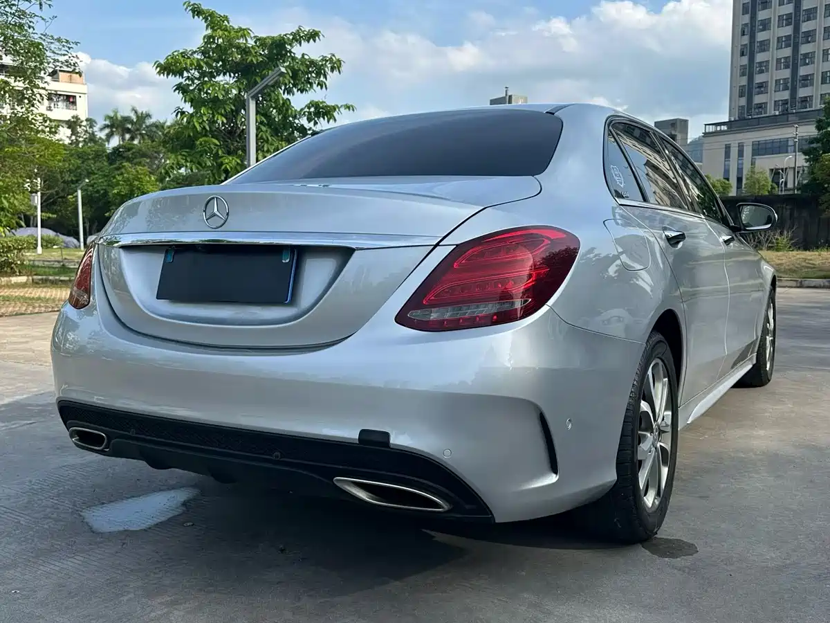 Mercedes-Benz C-Class 2016 C 180 L Sport фото 7