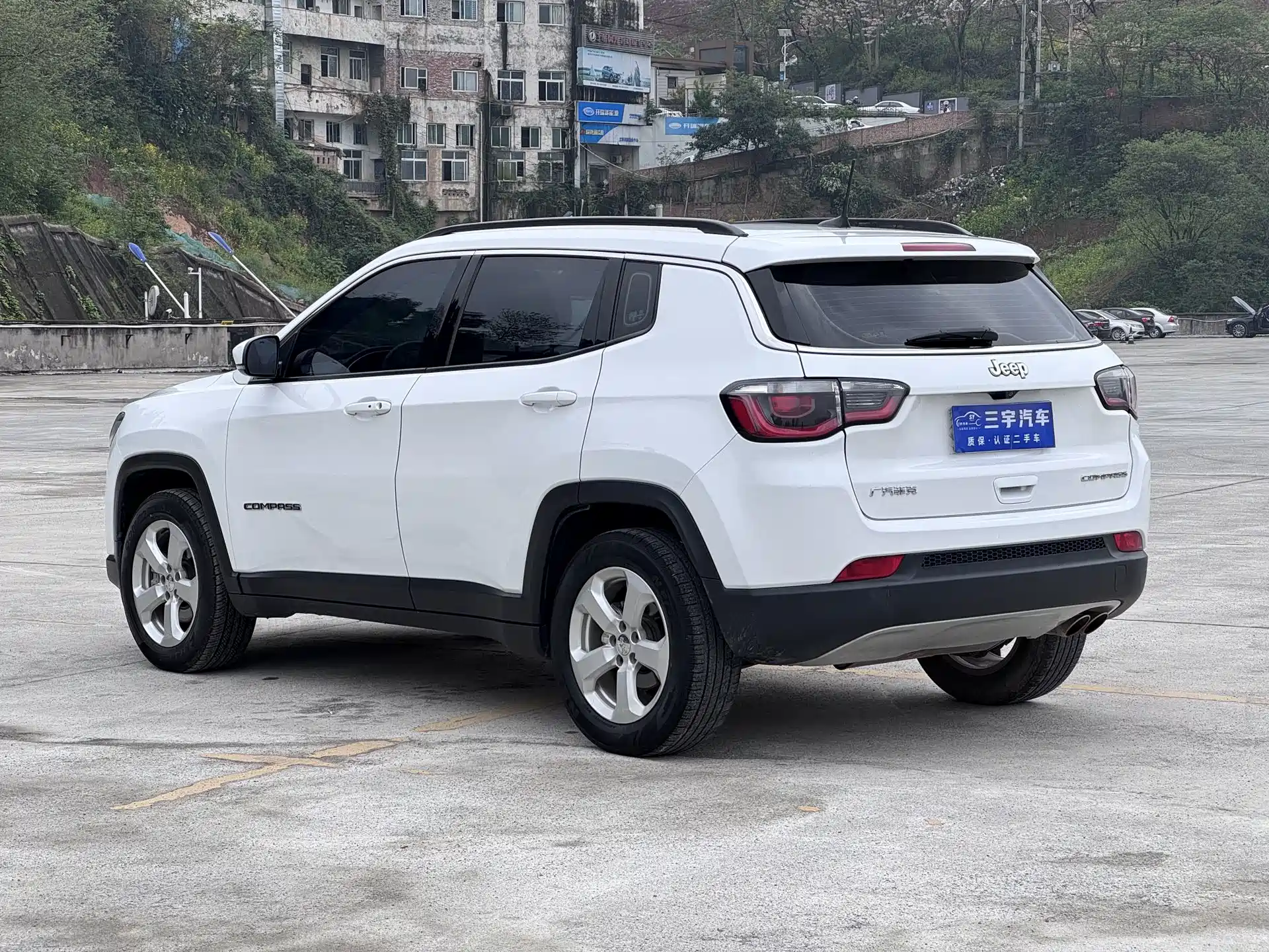 Фото 6 - Jeep Compass
