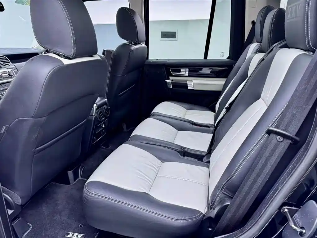 Land Rover Discovery 2014 3.0 SC V6 XXV Edition фото 20