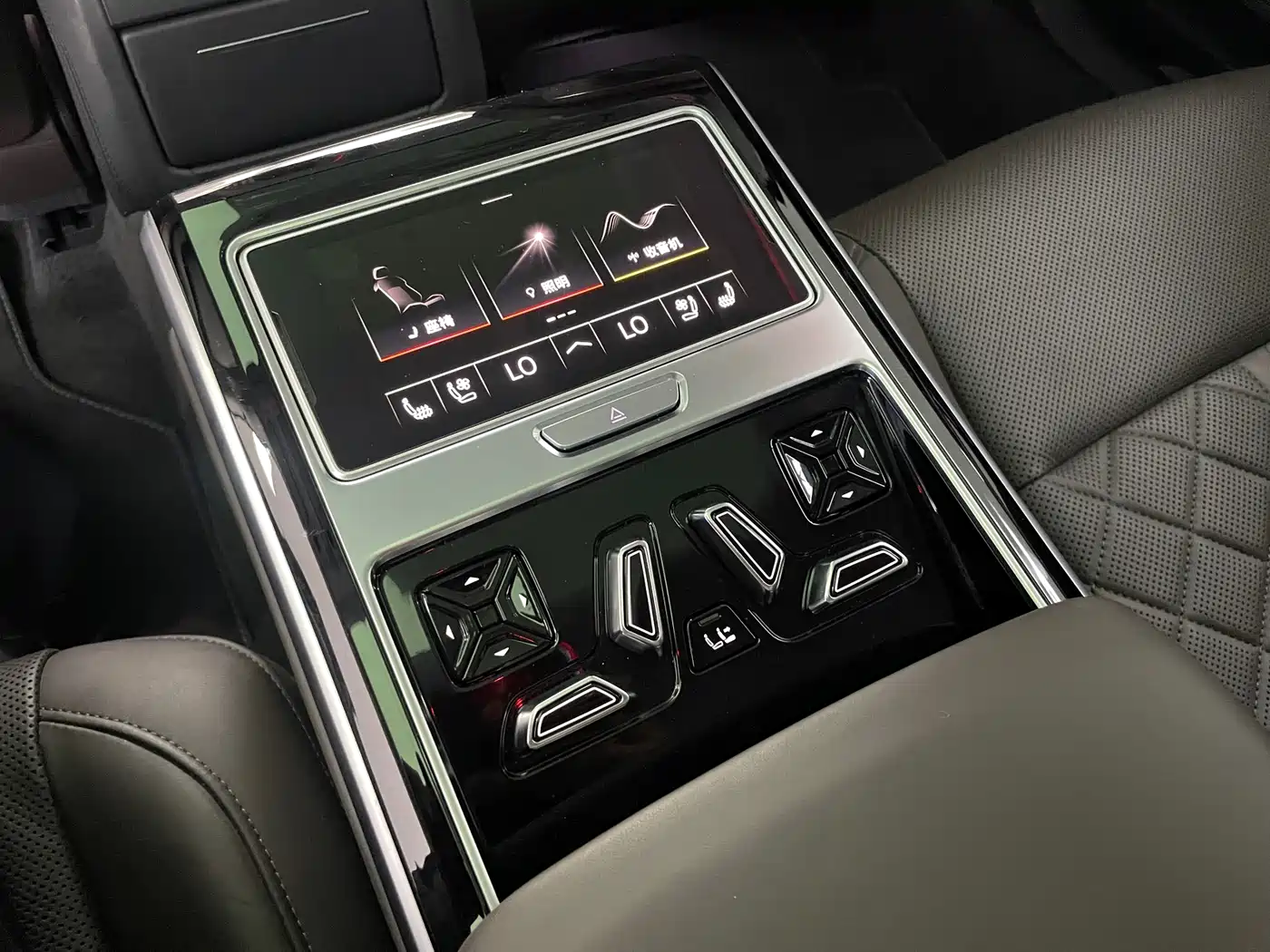 Audi A8 2021 A8L 50 TFSI quattro Luxury фото 21