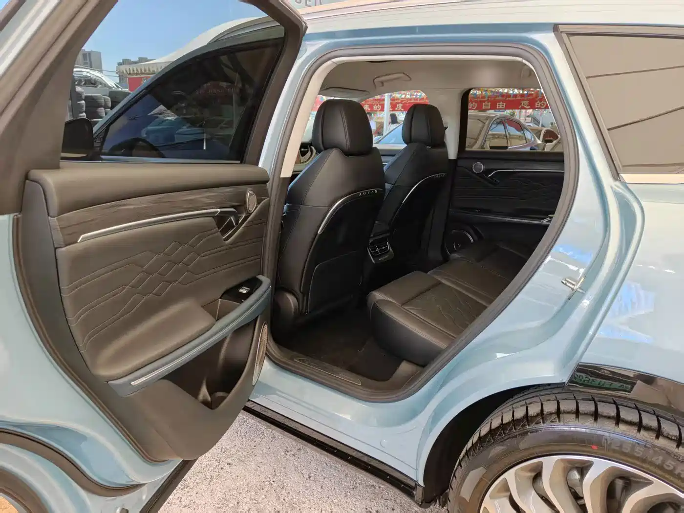 Voyah Auto VOYAH FREE 2022 2021 4WD Pure Electric Launch Edition Exclusive Luxury Package