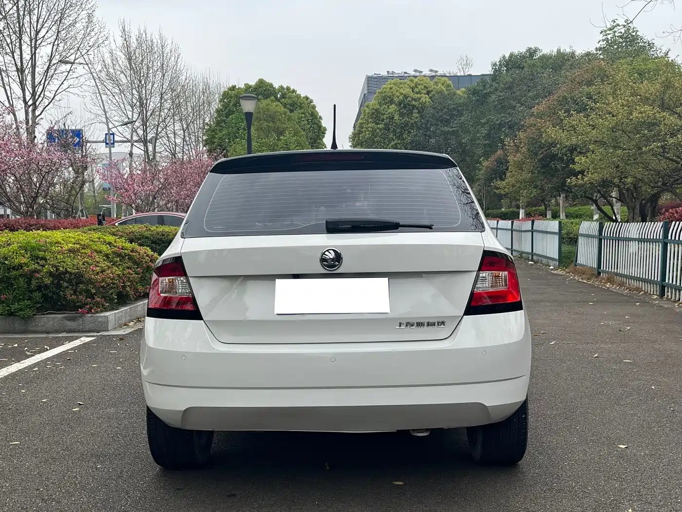 Škoda Fabia 2017 1.6L Automatic Chuangxing Edition фото 8
