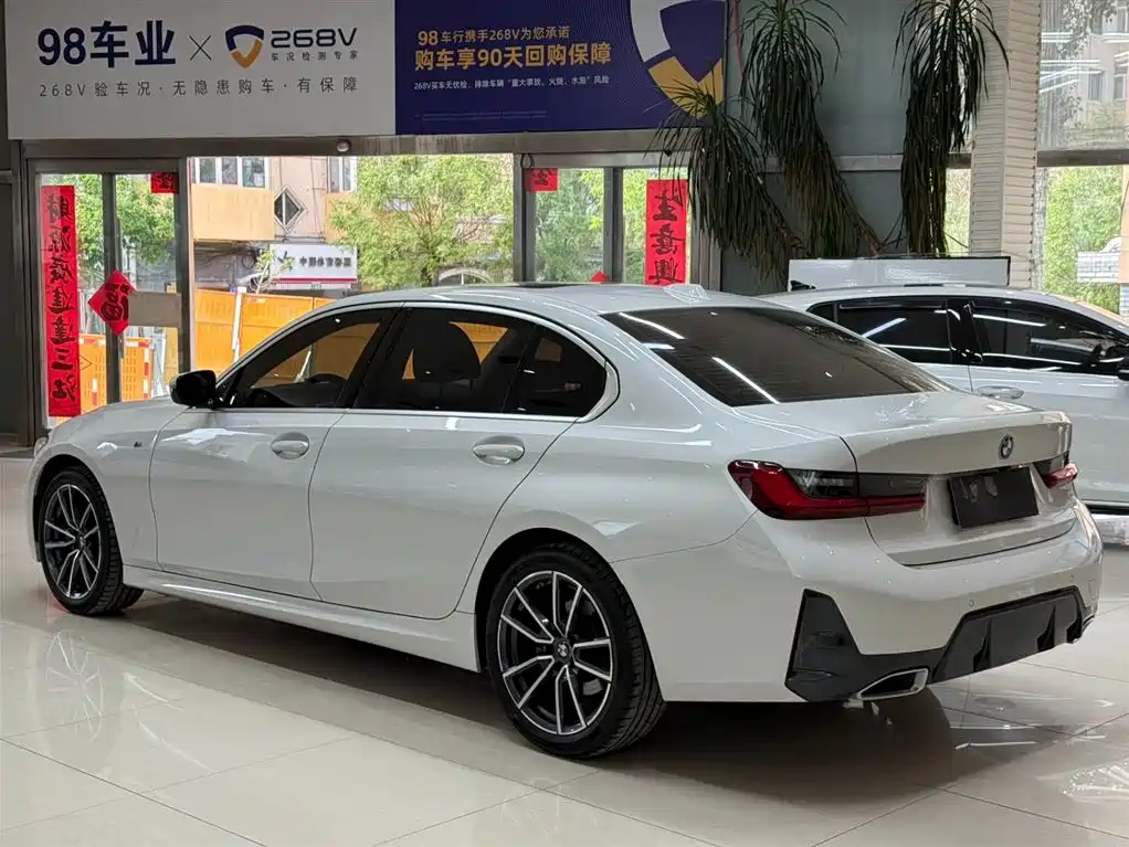 BMW 3 Series 2023 320Li M Sport Package фото 6