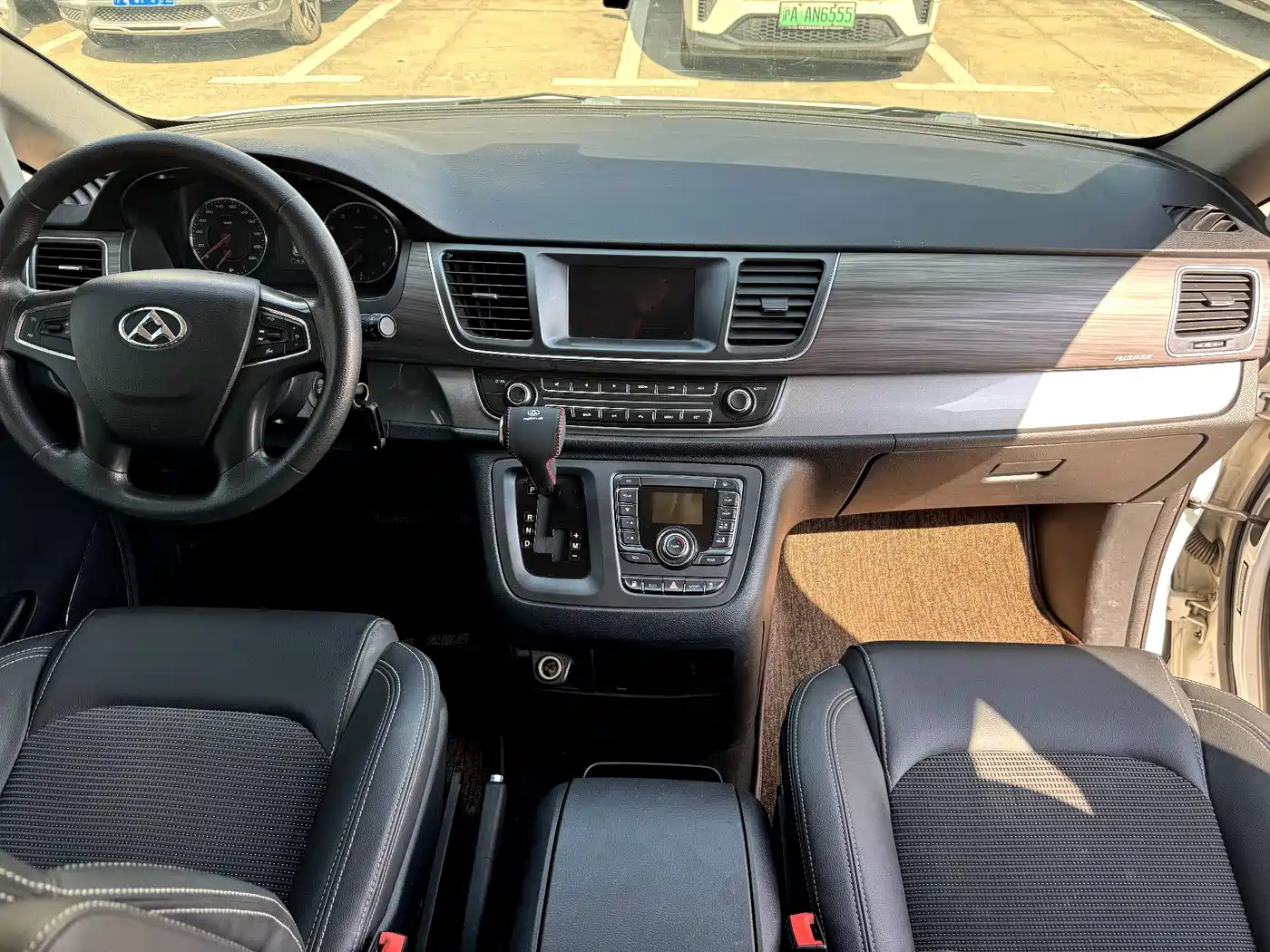 Maxus G10 2019 2018 PLUS 2.0T Automatic Executive Edition