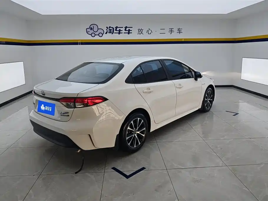 Toyota Levin 2023 Smart Hybrid 1.8L Leading Edition фото 3