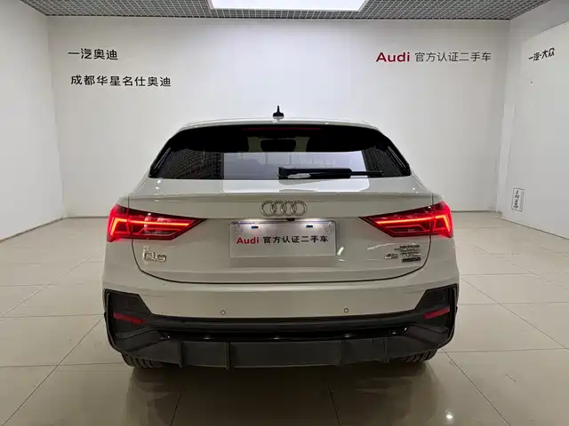 Audi Q3 Sportback 2022 45 TFSI quattro Fashion — фото 5