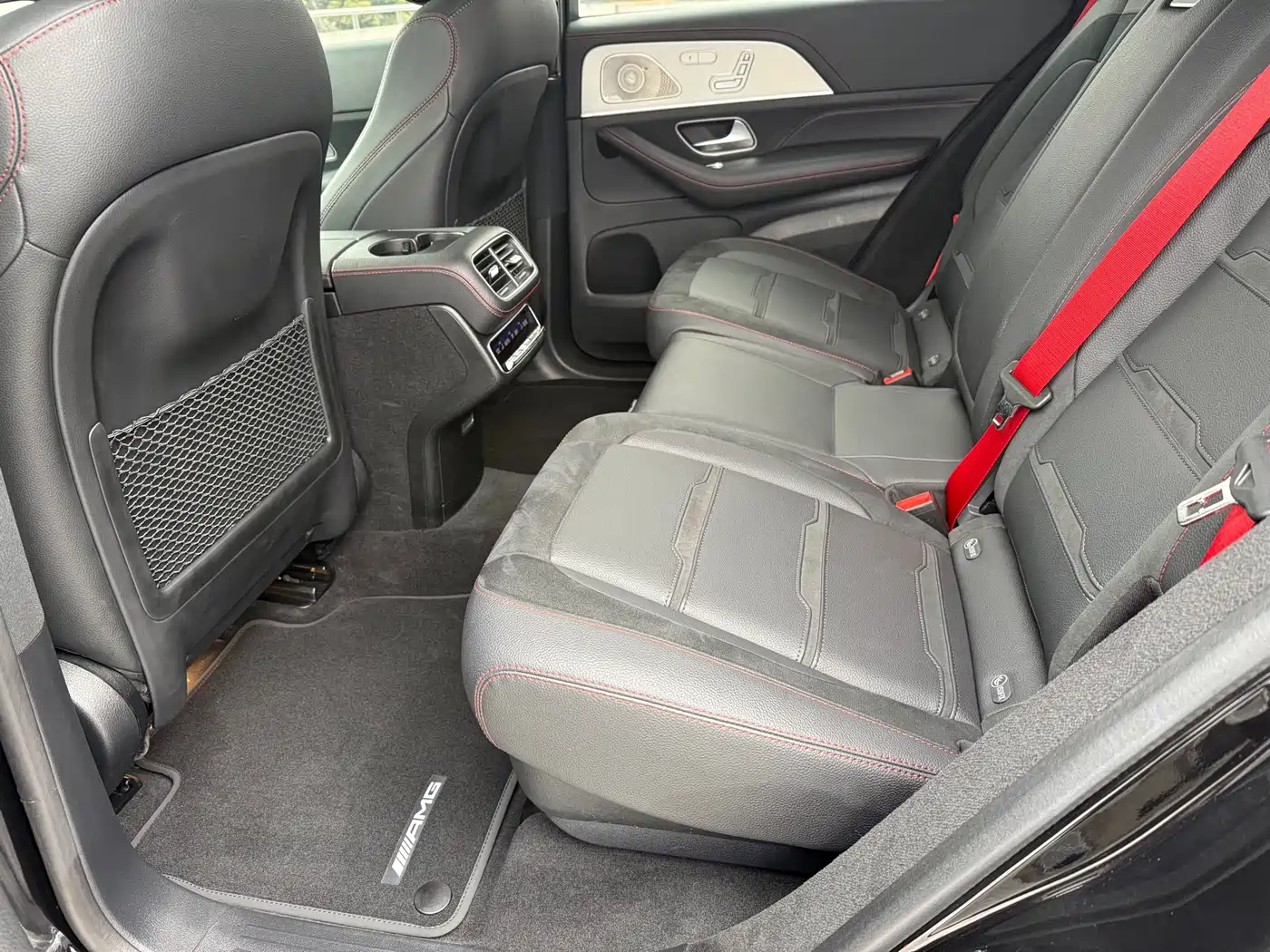 Mercedes-Benz GLE AMG 2024 AMG GLE 53 4MATIC+ фото 15