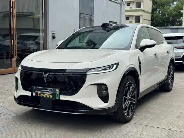 Voyah Auto Voyah Zhiyin 2025 Base — фото 1