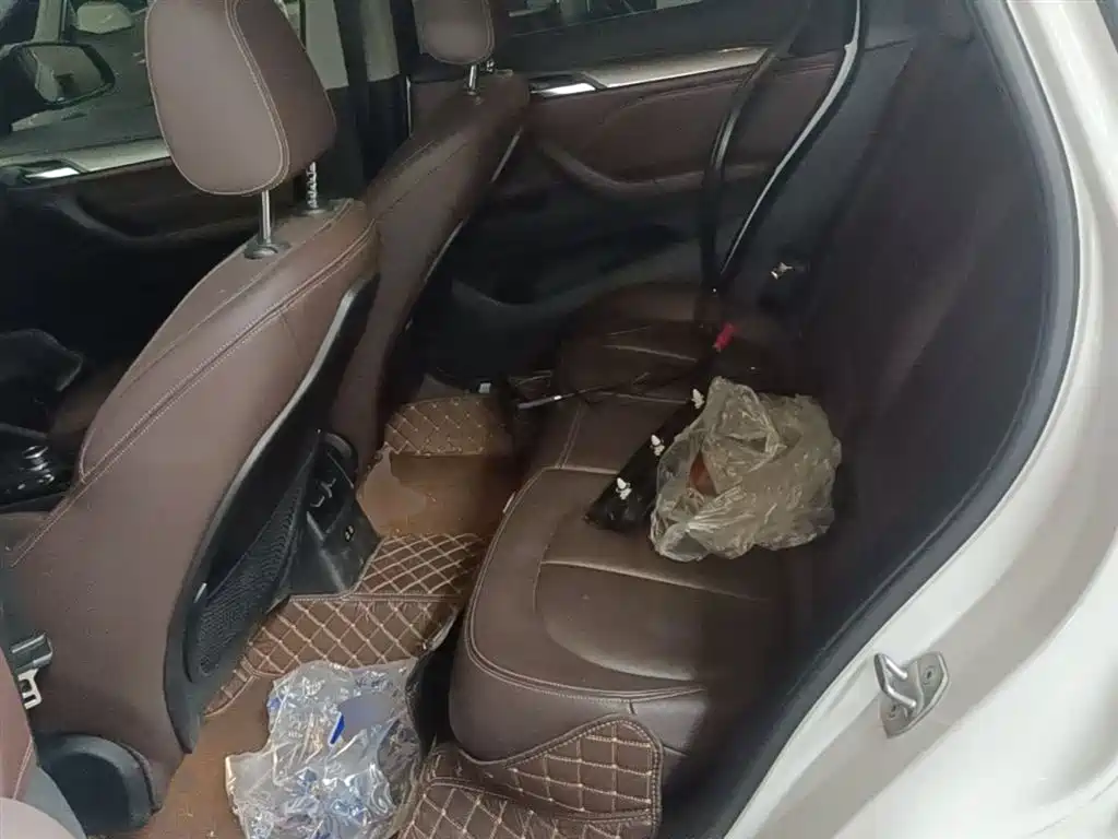 BMW X1 2019 xDrive20Li Premium Model фото 17