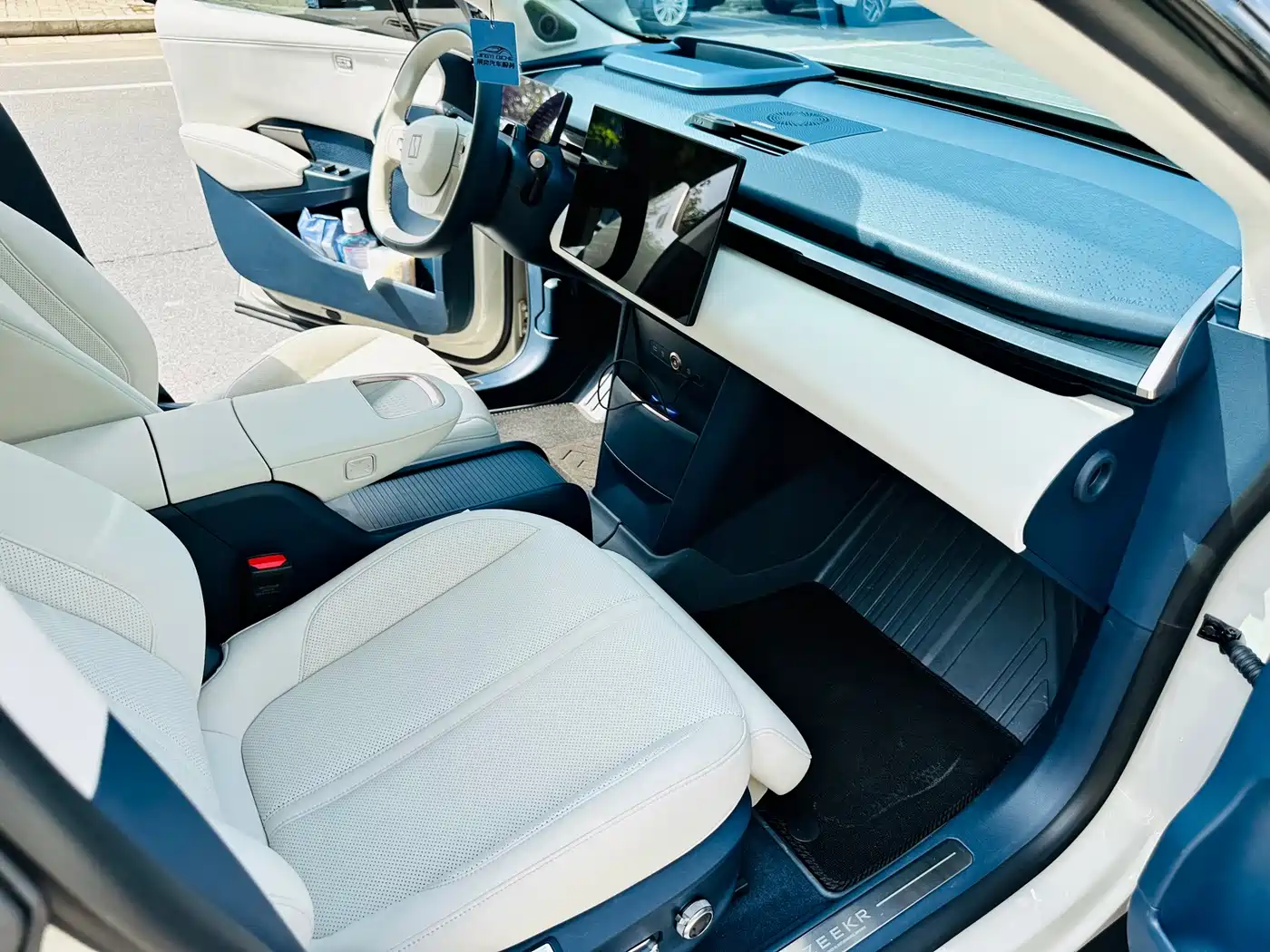 ZEEKR X 2024 2024 Model 4-Seat RWD Version
