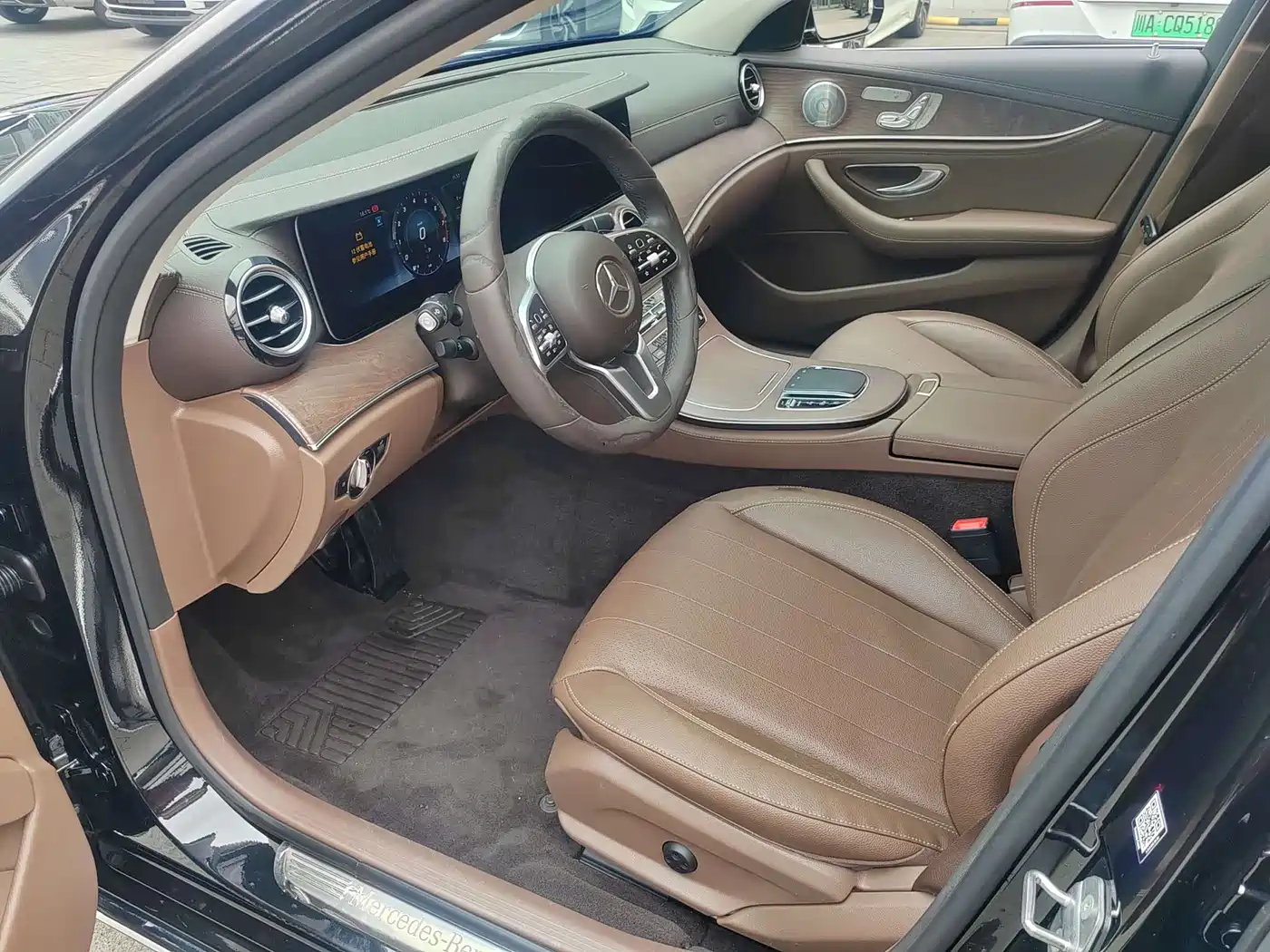 Mercedes-Benz E-Class 2020 E 300 L Luxury Model фото 4