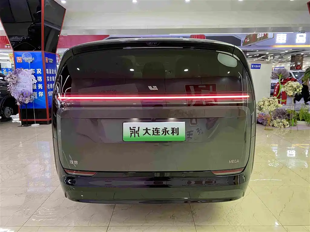 Li Auto MEGA 2025 2025 Model Home Family Special Edition